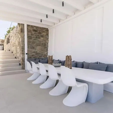 Serenity Psarou Mykonos Villa